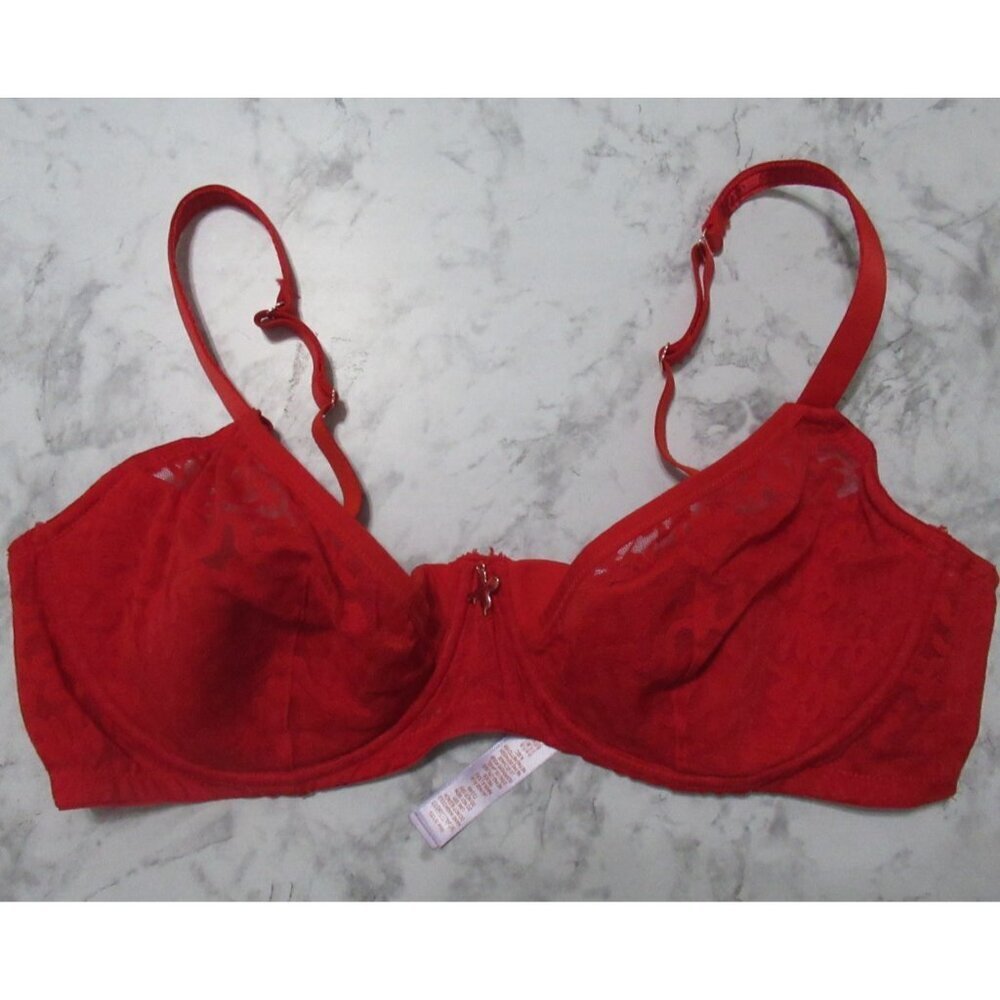 Fenty Savage 40DD Red Lace Push Up Bra Underwire Back‎ Closure Valentines Day